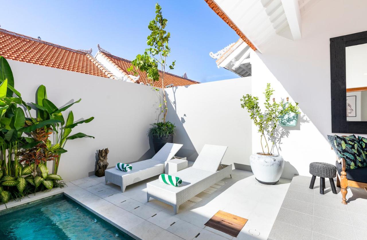 Villa Revo Seminyak Exterior foto